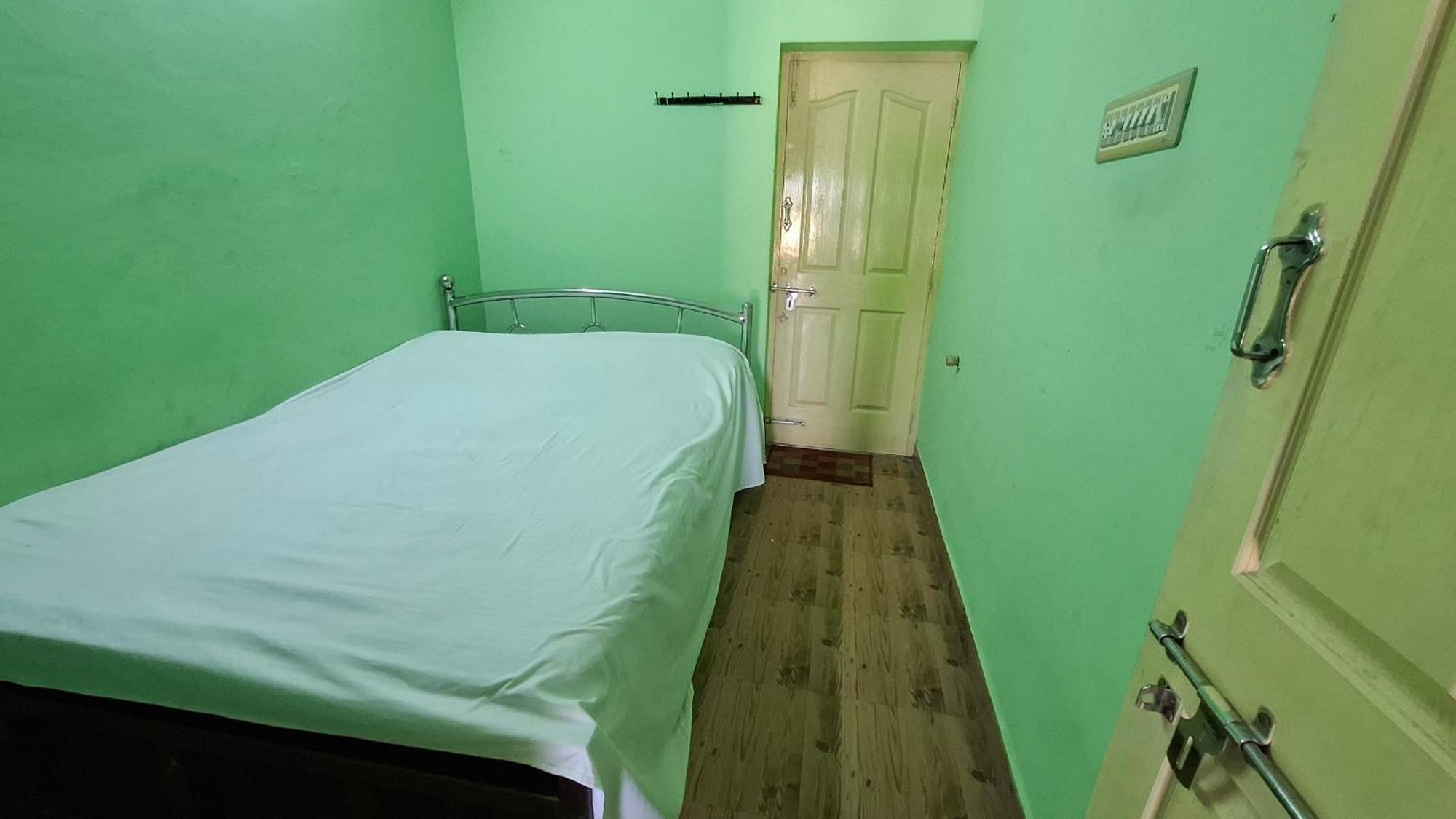 Ashwin Home Stay Tiruvannamalai Exterior photo